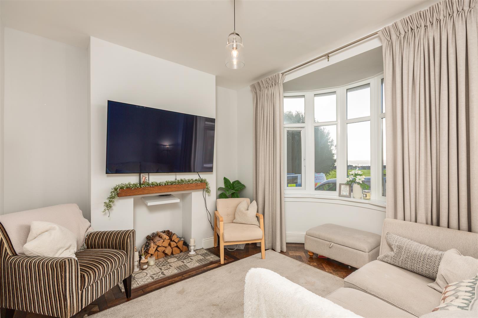 Walters Road, Llanelli, SA15 1LU